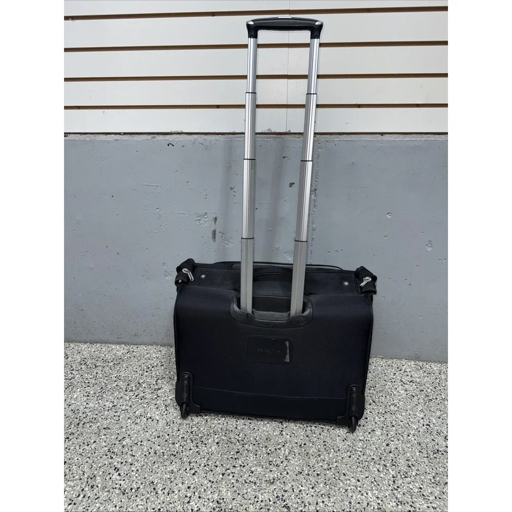 Samsonite Black 2-Wheel Rolling Garment Bag Softshell Luggage 21
